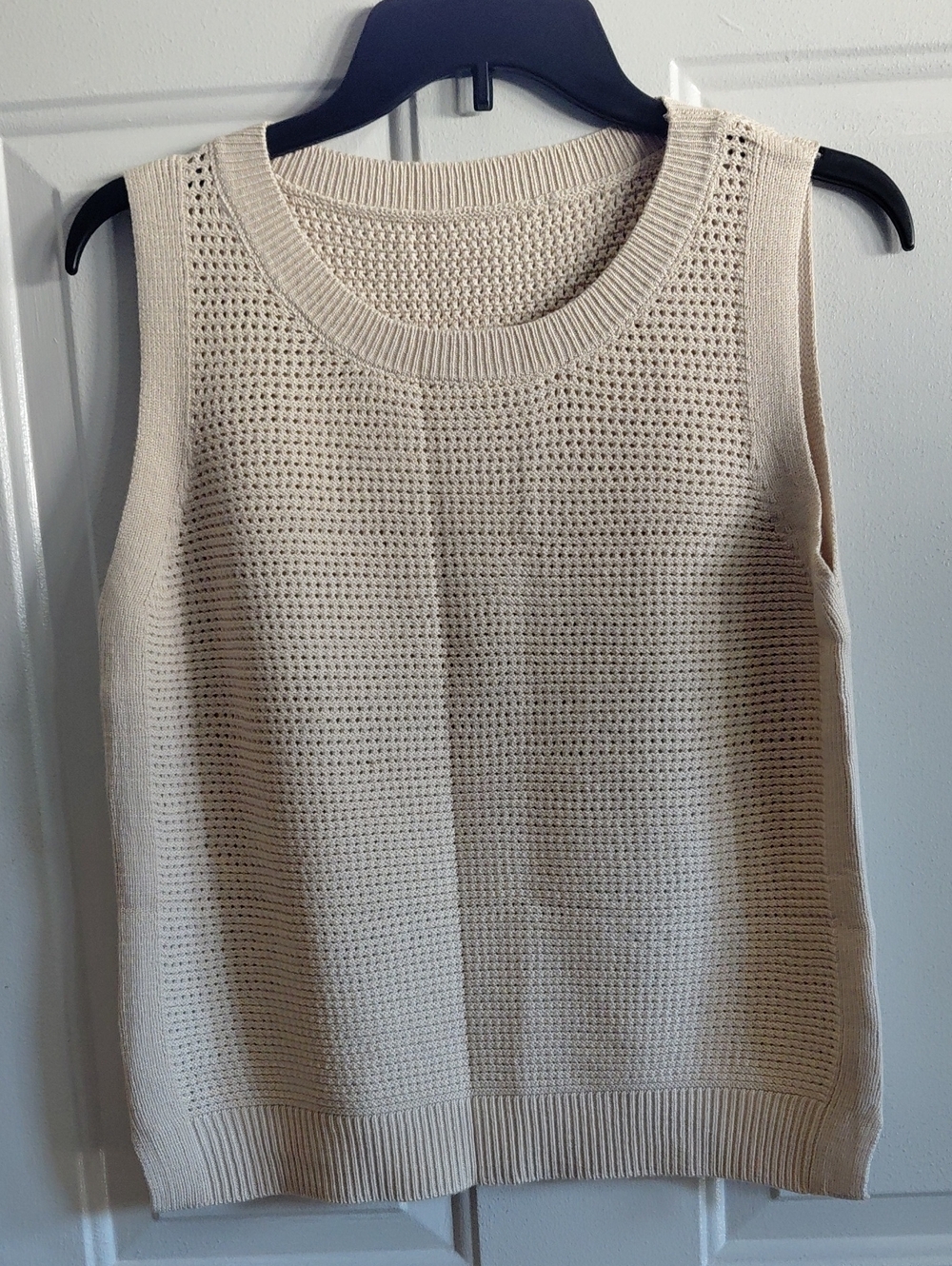 Women's Summer Sleeveless Knit Cream Sweater Size Small